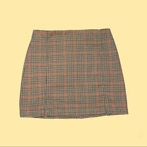 TILLY’S TWOSLIT MINISKIRT